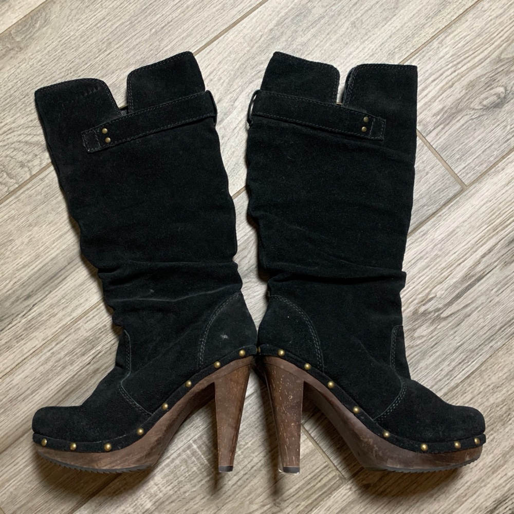 Steve Madden Luxe Yea Black Suede Studded Clog Slouch Boots Wood Heel 7 - Picture 2 of 10